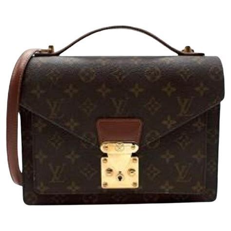 louis vuitton envelope bag.